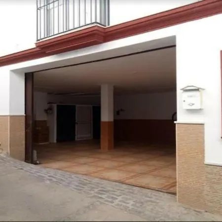 Casa En Con Garaje Olvera